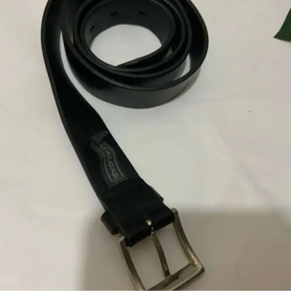 Trafalgar Mens Black soft Leather Belt Size 42